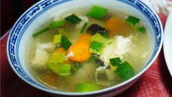 Čínská polévka s černými houbami podle Vladimíra Suchého - Jak to bylo, šéfe? (5)