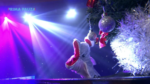 NEČUM NA MĚ SHOW: Nejšílenější vánoční píseň