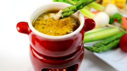 Bagna cauda (Teplá lázeň)