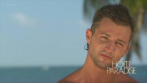 Hotel Paradise (305): Martin