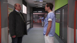 Sestřičky (39): Cach se představuje