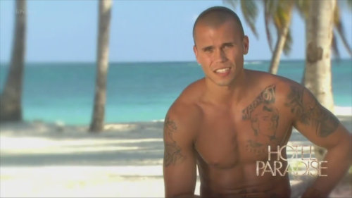 Hotel Paradise (305): Leo