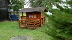 Zahradní dětský domek