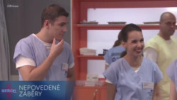 Sestřičky (51) - Nepovedené záběry - Co předchází návrhu na slavnostní večeři