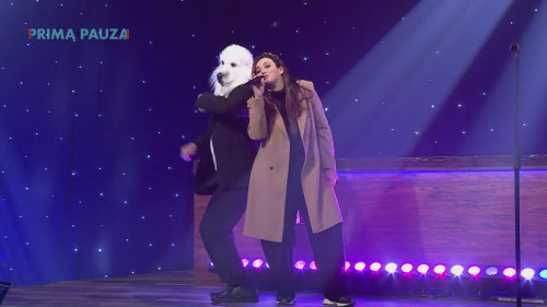 NEČUM NA MĚ SHOW: Nejlepší duo na pódiu: Zpávající Ewa Farna a twerkující Štrúdl