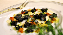 Černé gnocchi