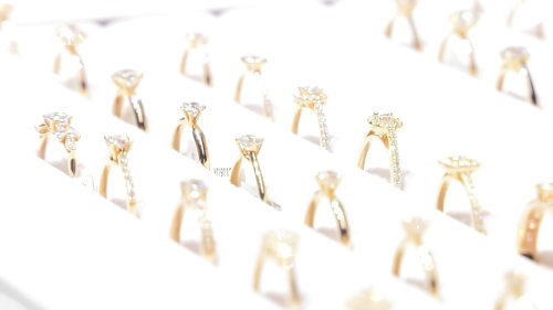 Trendy šperky k Vánocům