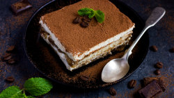 Tiramisú (Dezert Tiramisú)