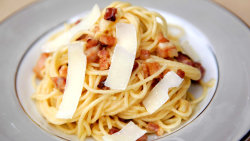 Špagety carbonara