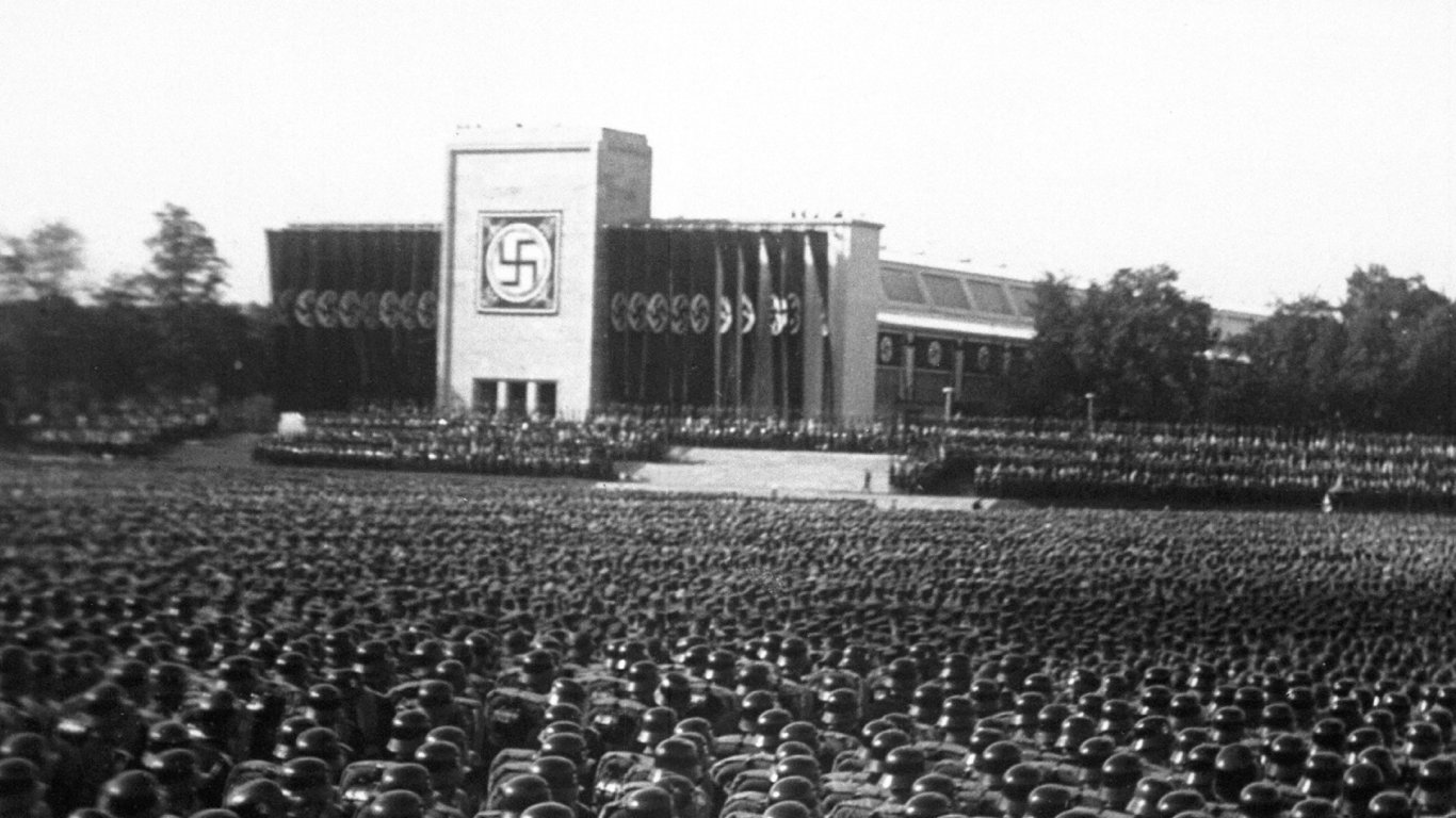 Hitler a nacisté