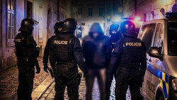 Ve službě: Jménem zákona