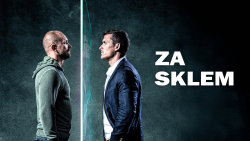 Za sklem