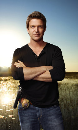 Slunečno, místy vraždy