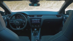 Nová Octavia RS na plný plyn. Umí být i zábavná!