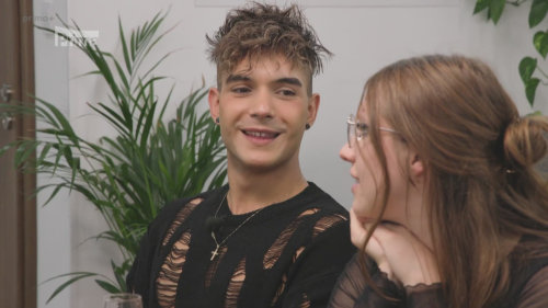 Pracuje ve fabrice - Prostřeno! S30 (188)