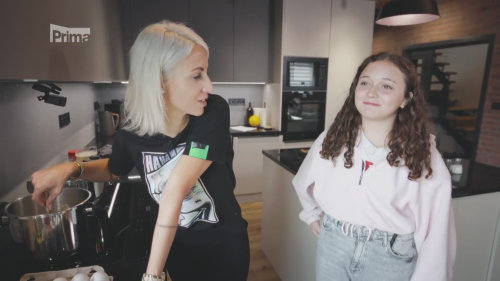 Pomocnice v kuchyni - Prostřeno! S30 (183)