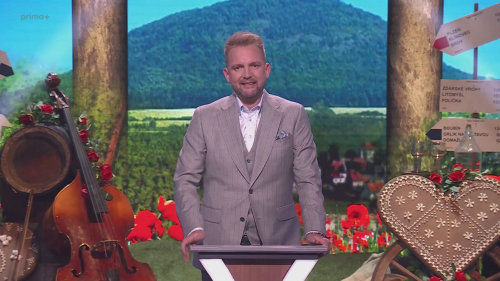 Vojta Kotek dostal Prachaře jeho vlastní písní – Máme rádi Česko