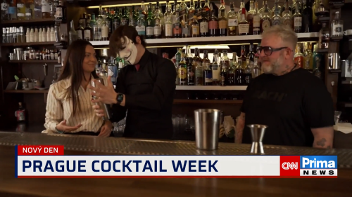 ZA BAREM: Už 6. května startuje Prague Cocktail Week a my jsme vyzpovídali hvězdná jména. Jaký mají vztah ke koktejlům?