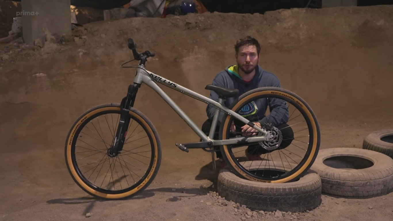 Test dirtového kola, český Leader Fox Arran, novinky z For Bikes