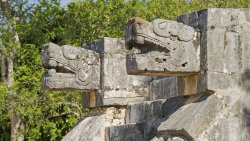 Vetřelci dávnověku