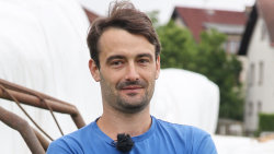 Čtvrtý den na farmách roste napětí a nervozita před blížícím se posledním vyřazováním.