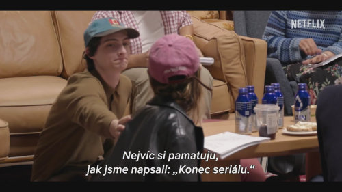 Český trailer dokumentu Poslední dobrodružství: Jak vznikaly Stranger Things 5