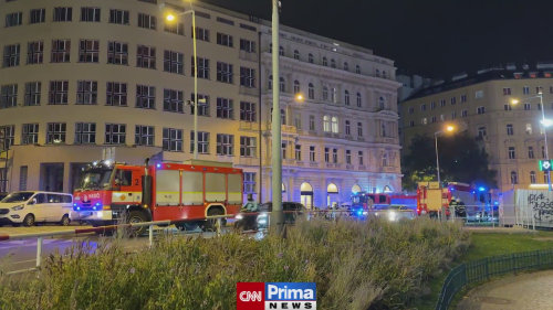 Pád ženy do kolejiště v Praze, zdroj AKTU.cz
