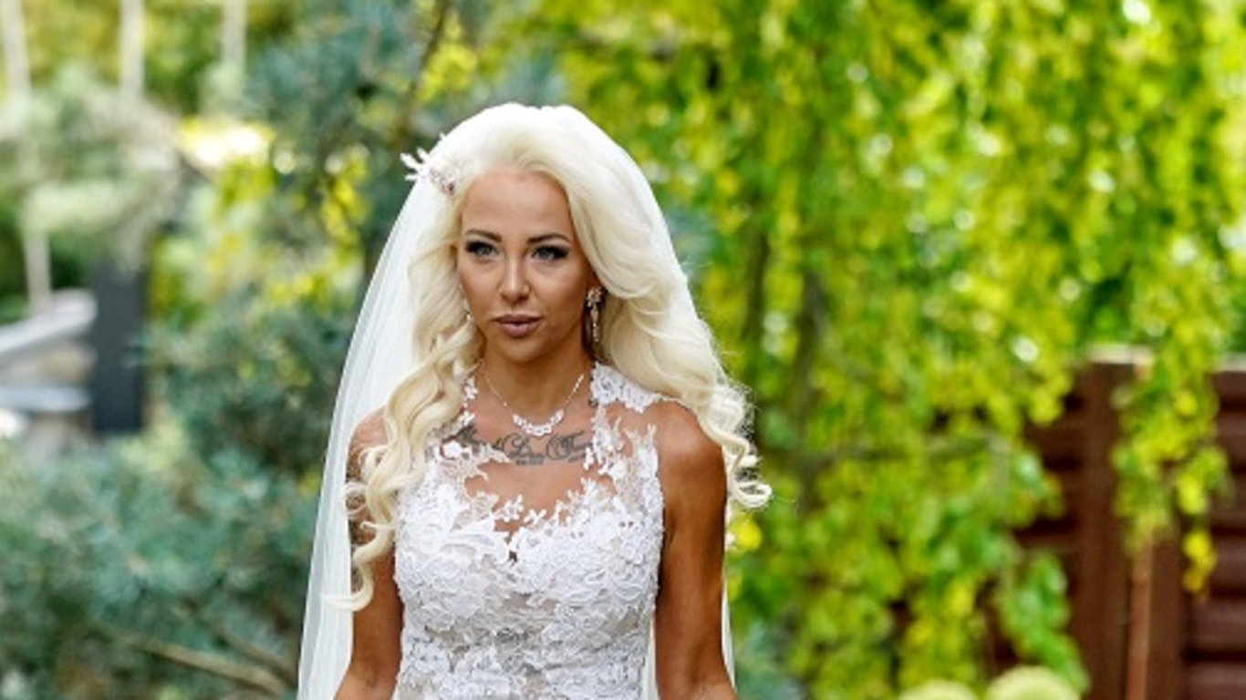 Soňa a Michal - láska ze seznamky a svatba jako z pohádky.