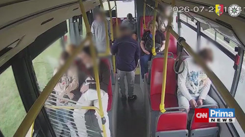 Drsné přepadení v Praze přímo za jízdy autobusem