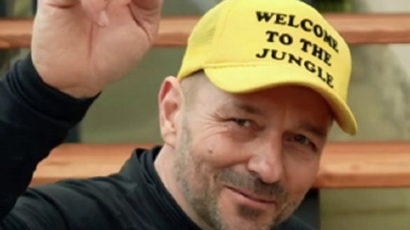 Renovace schodiště, Minutový manžel - lekce pro syna