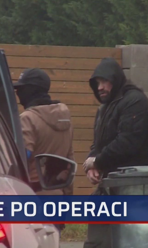 Vémolu po operaci odvezli z nemocnice