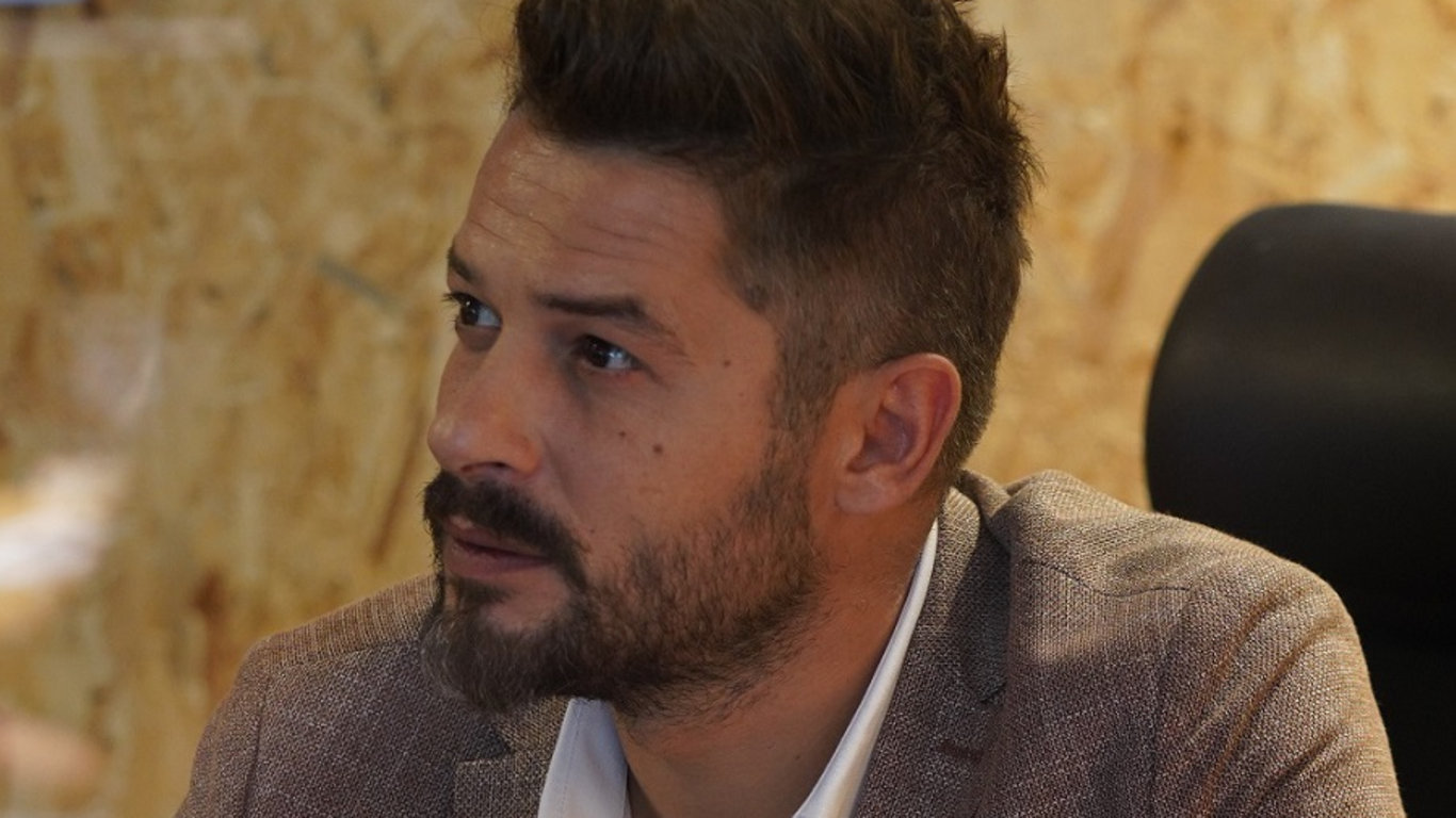 Bez obalu