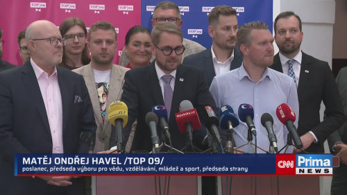TOP 09 obviňuje předsedu lidovců Grolicha z přetahování členů