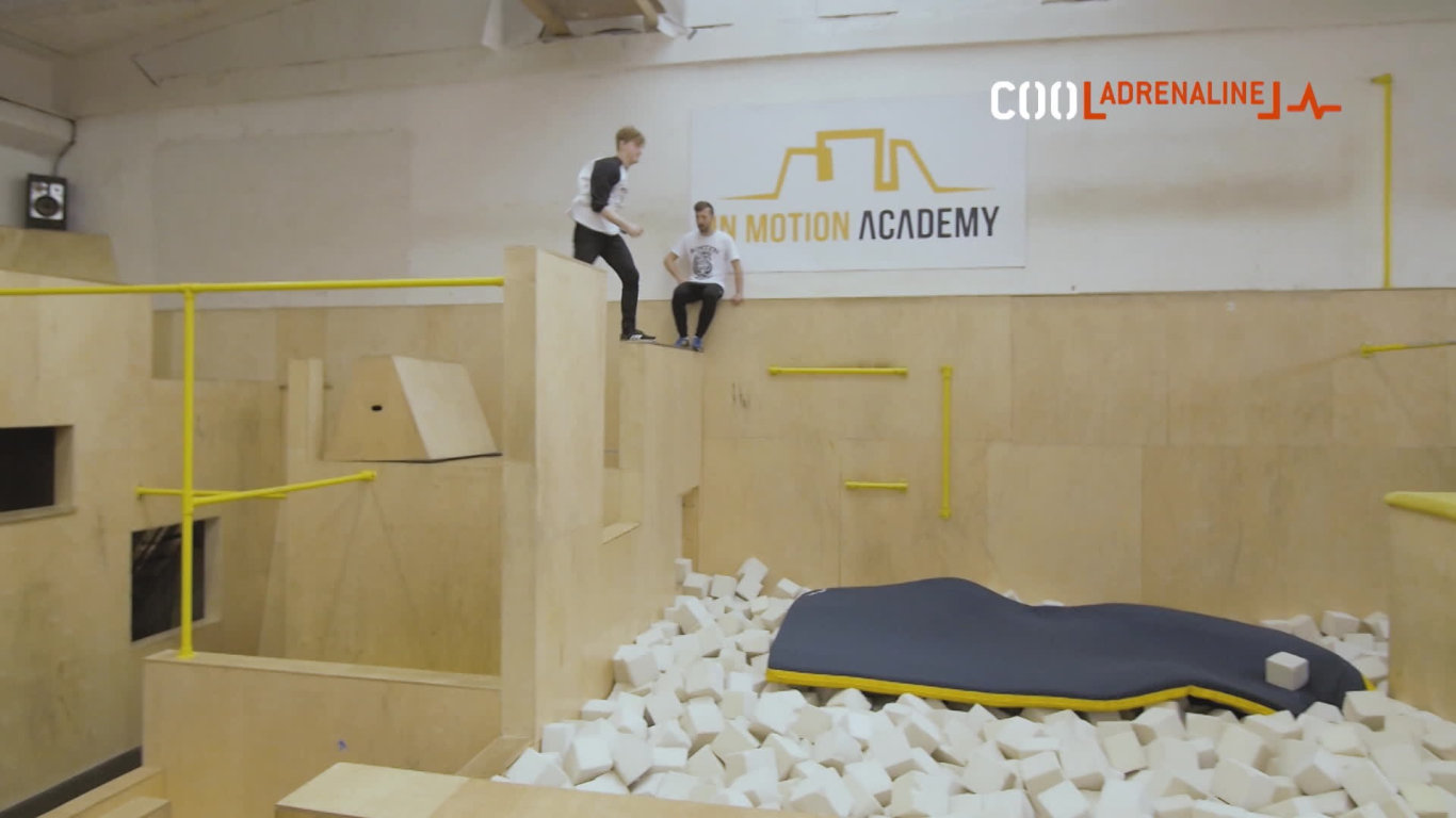 Adrenaline In Motion: Trénink doma making of