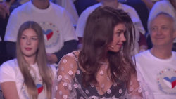 Průhledný outfit Denisy Pfauserové - Máme rádi Česko XVIII (3)