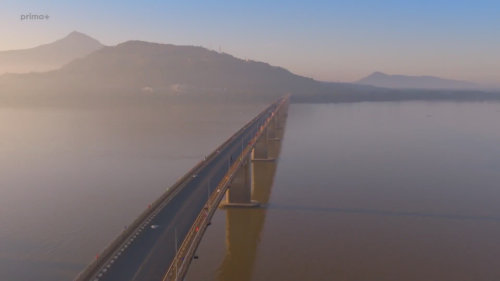 V černé obálce byla poprvé zelená karta