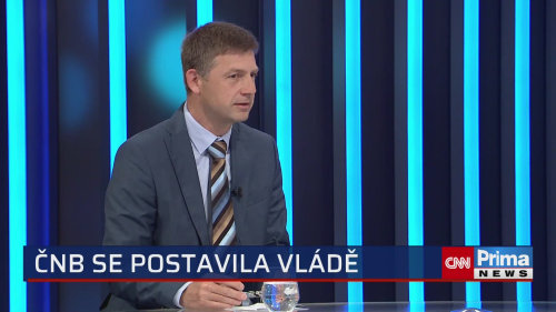 ČNB se vzepřela vláda