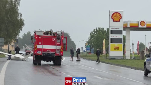 Nouzové přistání na silnici