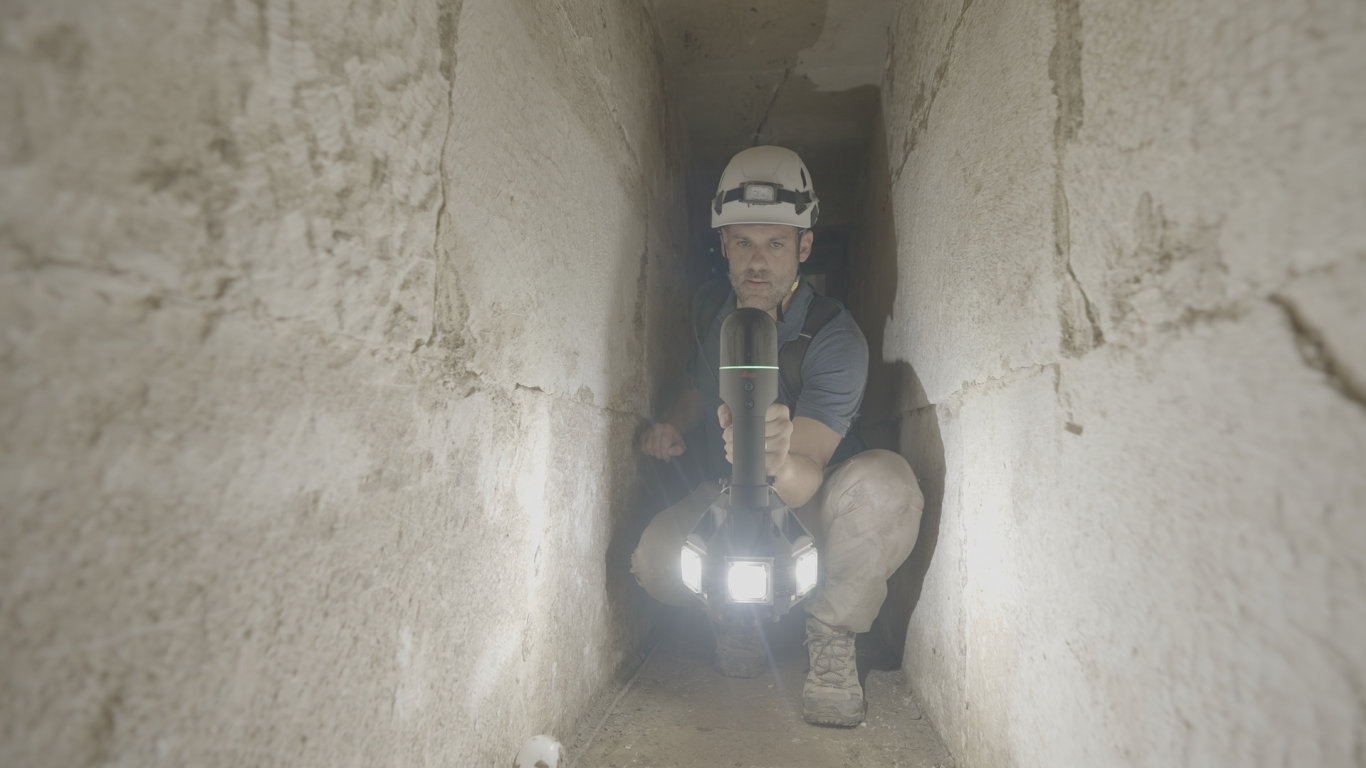 Černá pyramida: Skryté podzemí