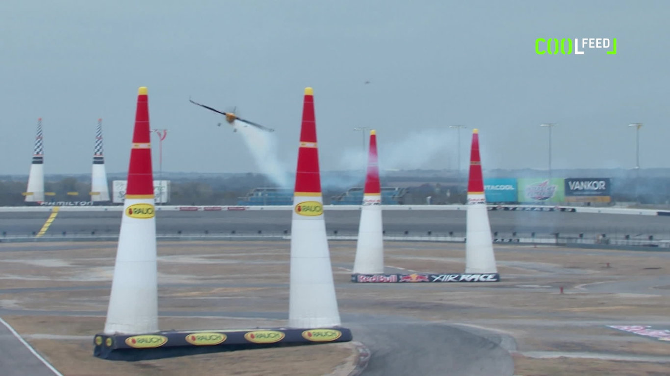 RedBull CP - Air Race