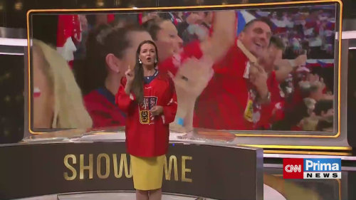 VIDEO: Hvězdy Primy vyrazily podpořit české hokejisty. Do letadla s sebou vzaly 100 fanoušků