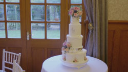 Neuvěřitelné dorty S2 (30)