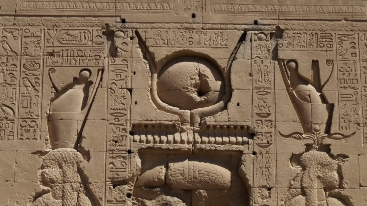 Kleopatra a dobytí egyptského trůnu