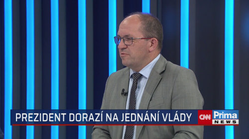 Hádka Výborného s Fialou s SPD o „arogantním frackovi“ Macinkovi'