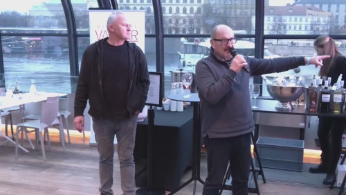 SHOWTIME, 9.2. v 19:55