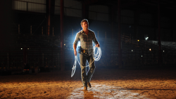 Slunečno, místy vraždy