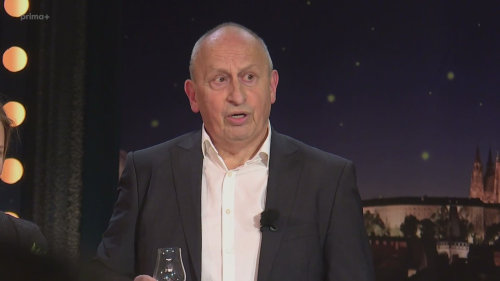 Jan Kraus připíjí na 20 let pořadu Show Jana Krause