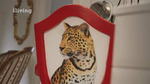 Designérky Adéla a Ariana předělávají starý nábytek na nový