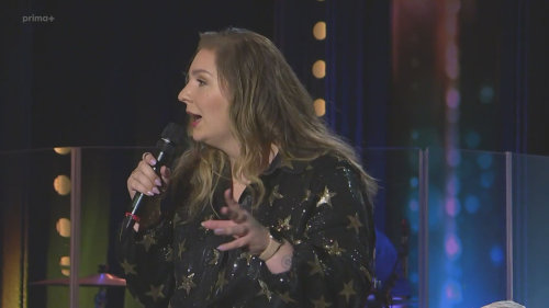  Slovenská stand-up komička Simona First v Show Jana Krause (2025)