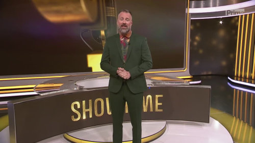 SHOWTIME, 2.4. v 19:55